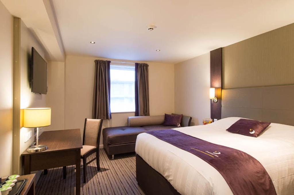 Premier Inn Aberdeen Вестгілл Екстер'єр фото